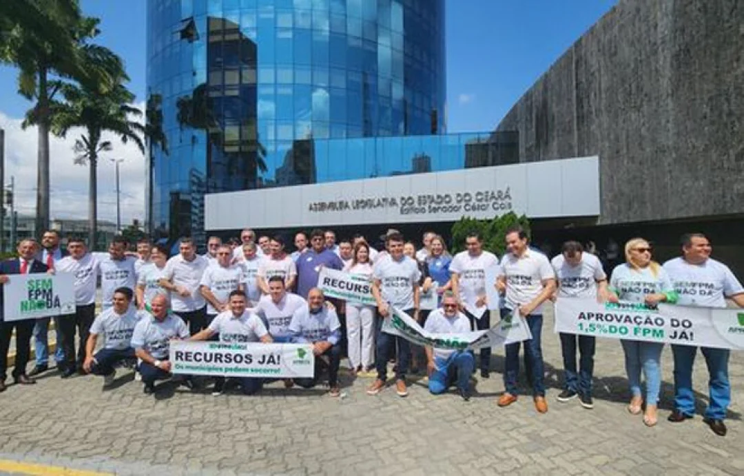 Greve de prefeitos paralisa serviços, cresce e atinge 16 estados