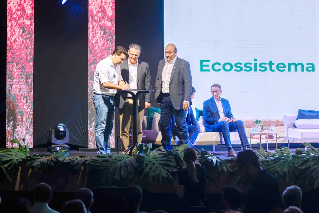 Em Londrina, governador diz que agro paranaense é exemplo de inovação e sustentabilidade