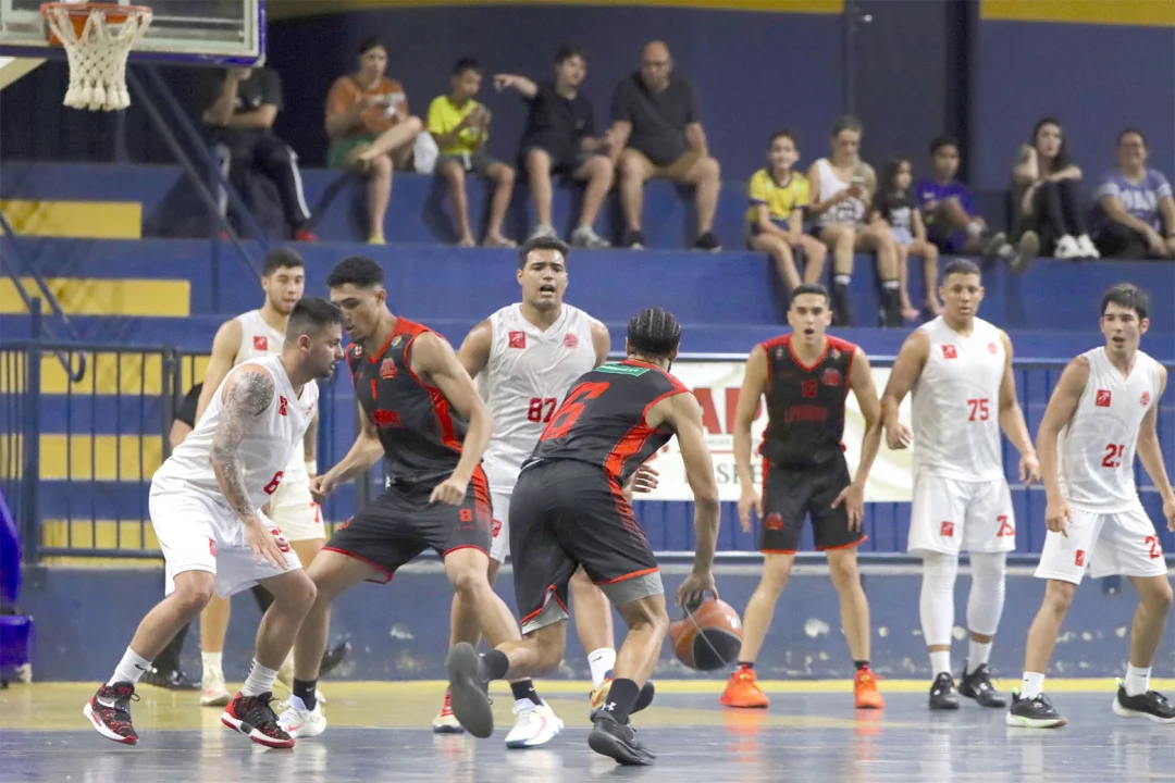 APVE Londrina Basketball vence LDPG Ponta Grossa e lidera Campeonato Paranaense