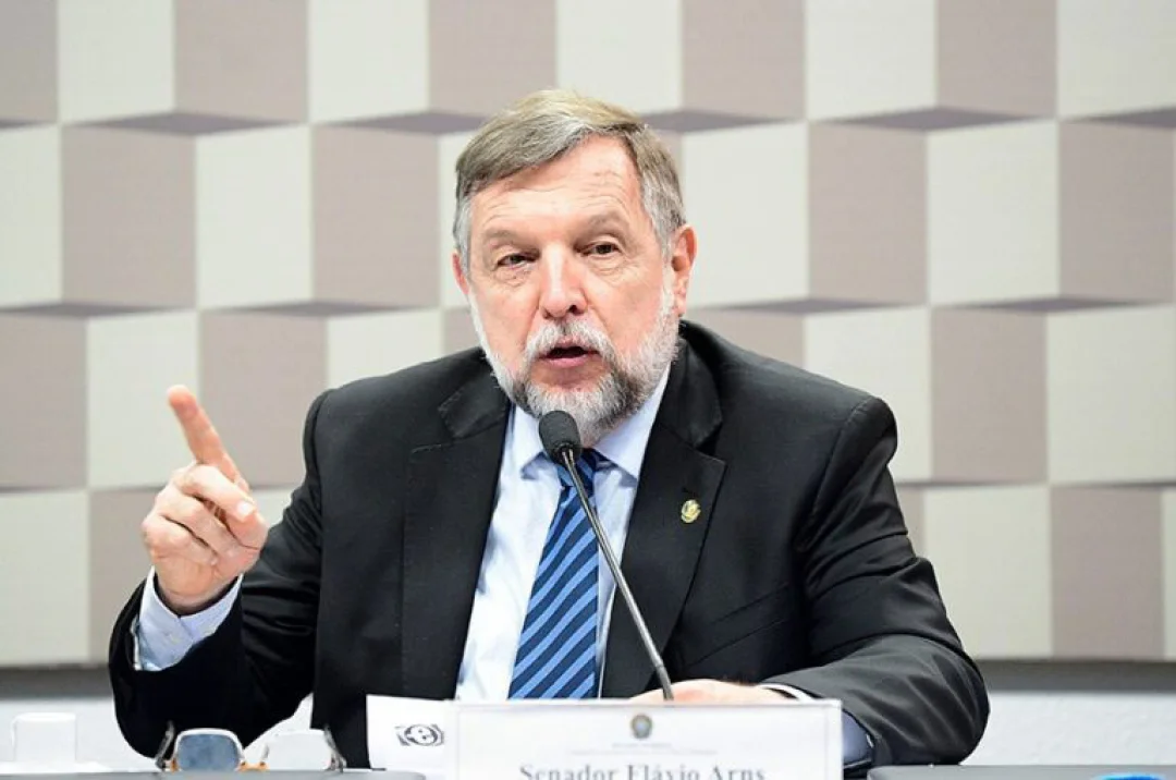 Reforma do STF: Flávio Arns apresenta PEC com novas regras para escolha e mandatos de ministros