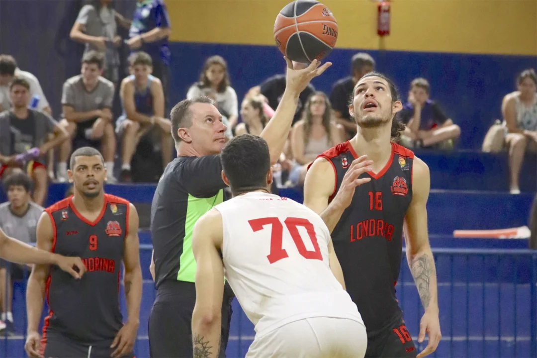 Para se manter invicto no Paranaense, APVE Londrina Basketball recebe Pato Basquete