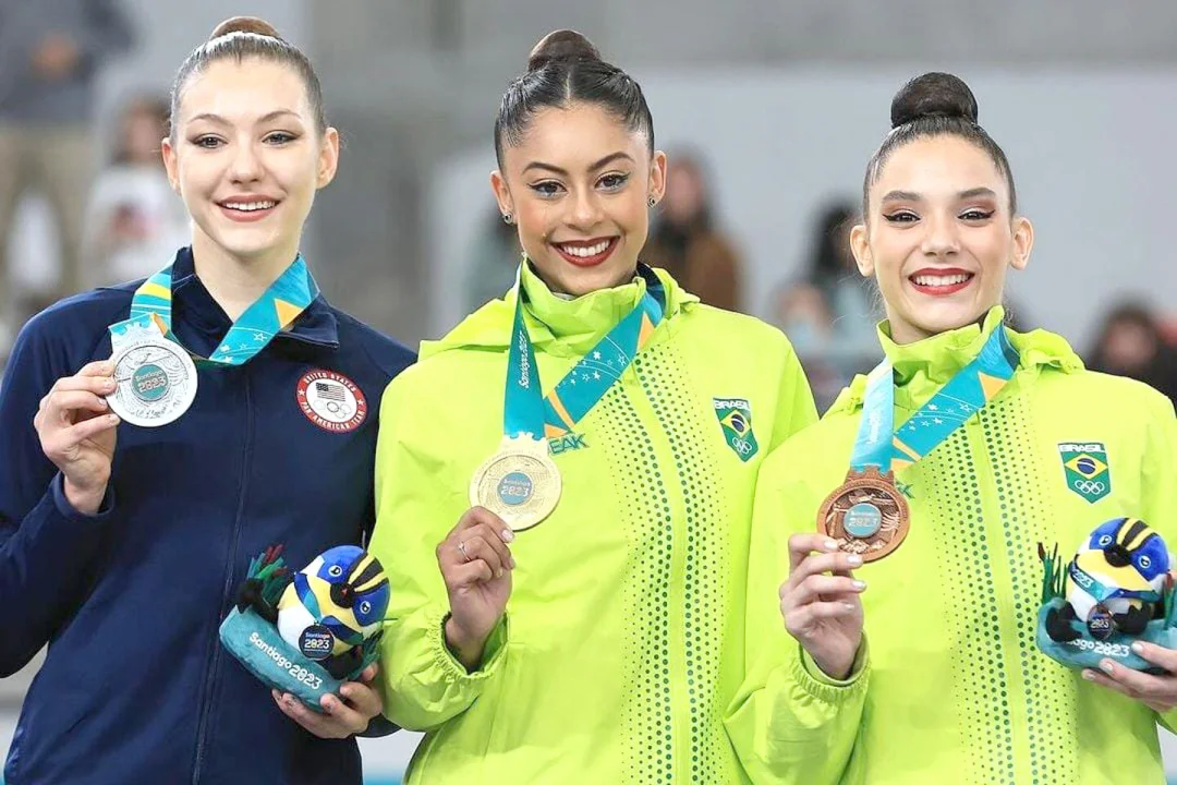 Bárbara Domingos é ouro na ginástica rítmica em Santiago; Maria Eduarda é bronze