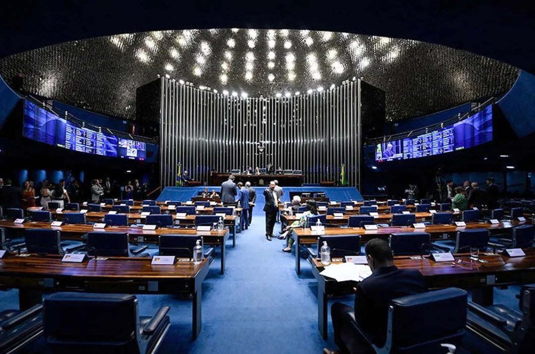 Senado autoriza nove empréstimos com garantia da União