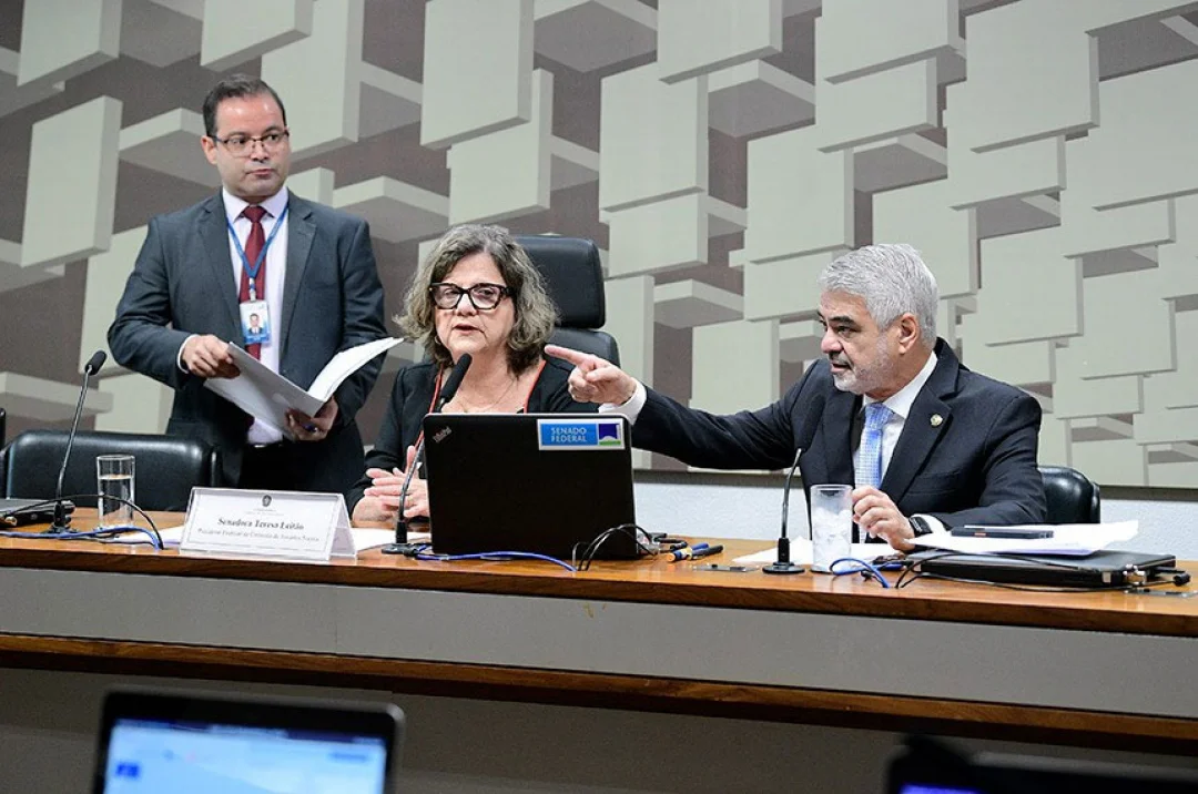 Programa de vacinação em escolas é aprovado pela CAS