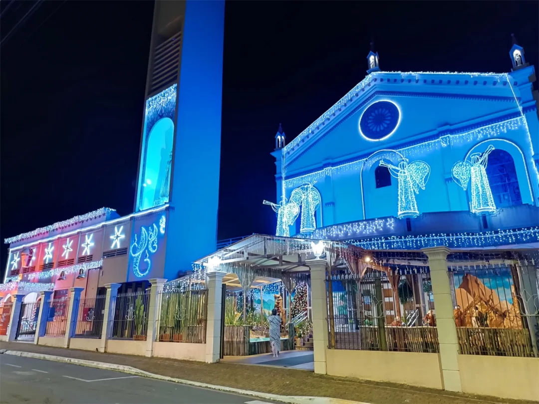 Bênção inaugura presépio do Santuário de Nossa Senhora Aparecida de Londrina