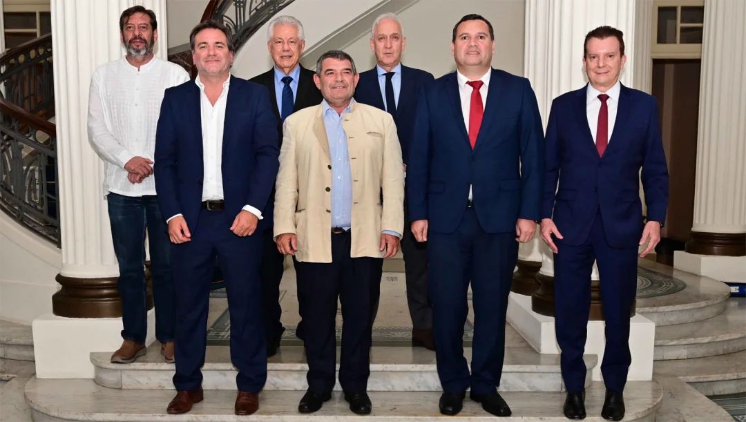 PARLASUR define prioridades para 2024 en reciente encuentro de su Mesa Directiva