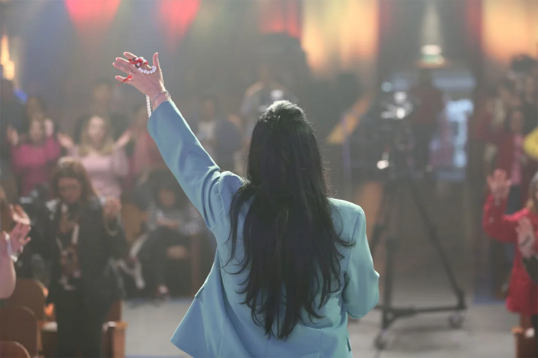 Nova temporada marca 10 anos do grupo de oração “Noite de Louvor” da TV Evangelizar