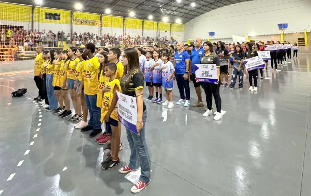 Em Ibiporã, terceira edição da Copa das Cores é iniciada e deve contar com a participação de 2500 estudantes durante a competição