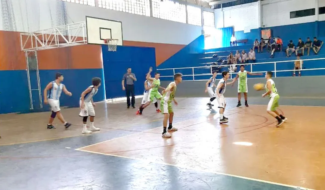 Jogos Escolares de Londrina recebem inscrições de mais de 50 escolas e 180 equipes