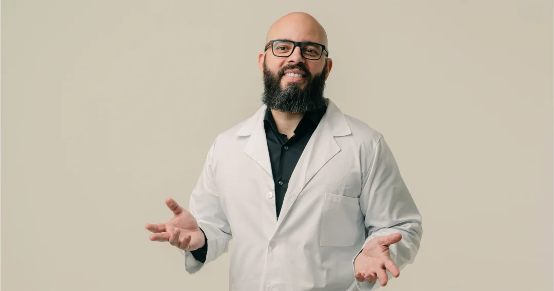 Cientista brasileiro conquista três recordes e é nomeado o homem mais inteligente do Brasil