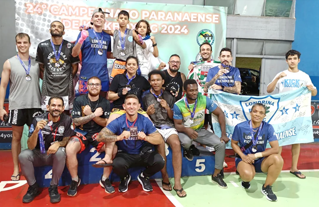 Equipe Londrina Kickboxing volta do Paranaense com 14 ouros na bagagem