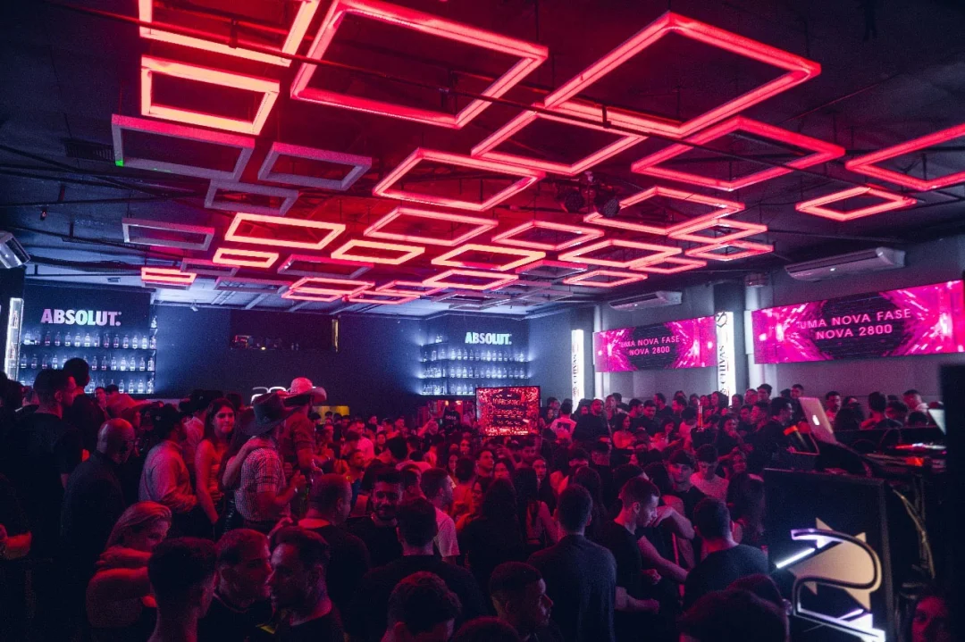 Artistas de Londrina sobem ao palco da 2800 para show beneficente em prol do RS