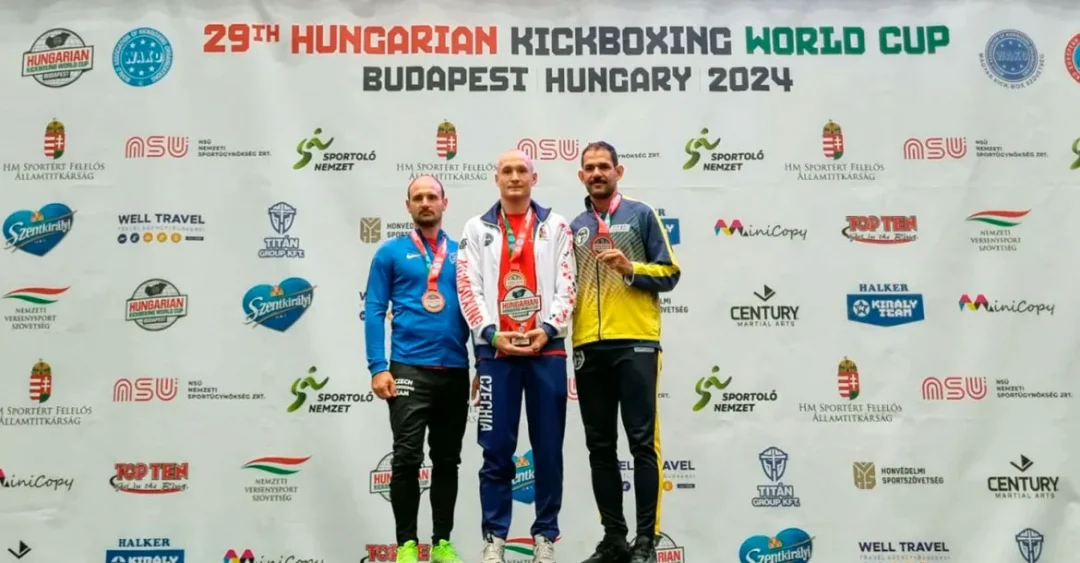 Atleta londrinense do Kickboxing entra para o top 4 do ranking mundial
