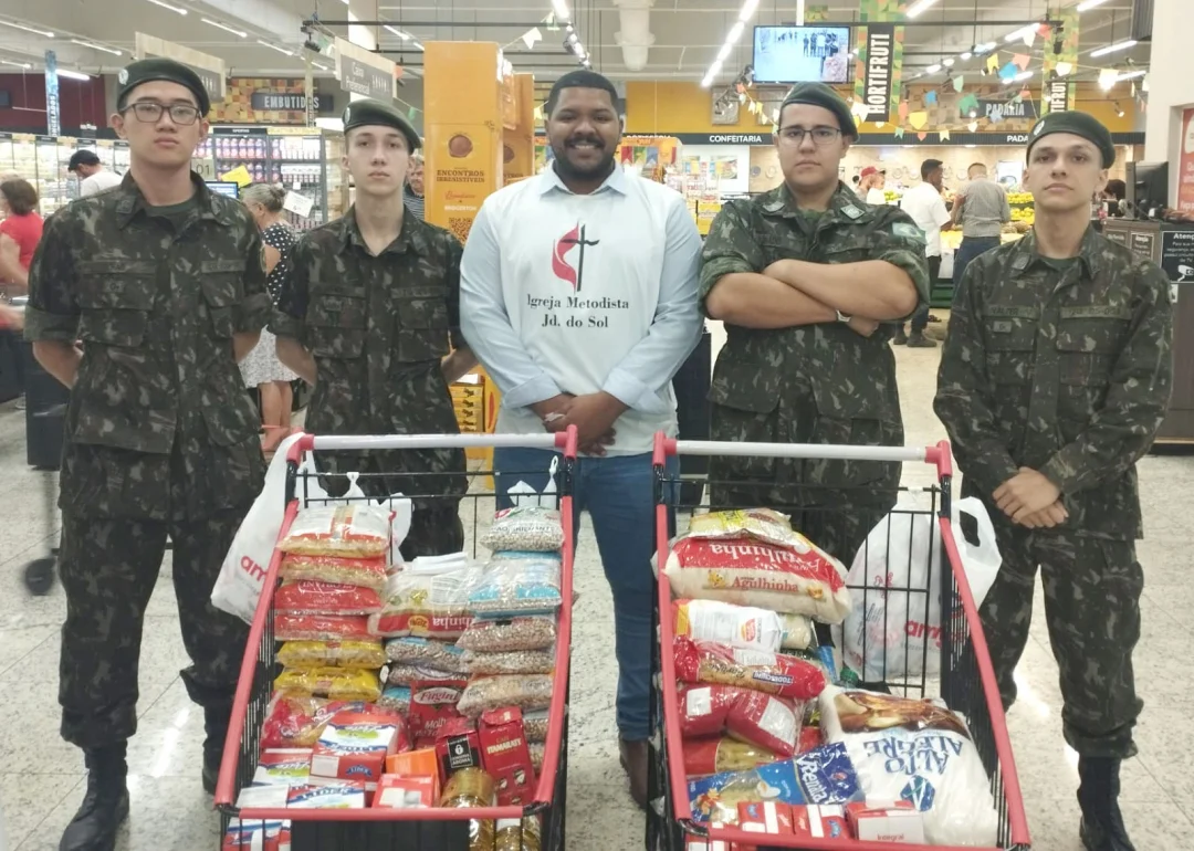 Tiro de Guerra de Londrina apoia ação social