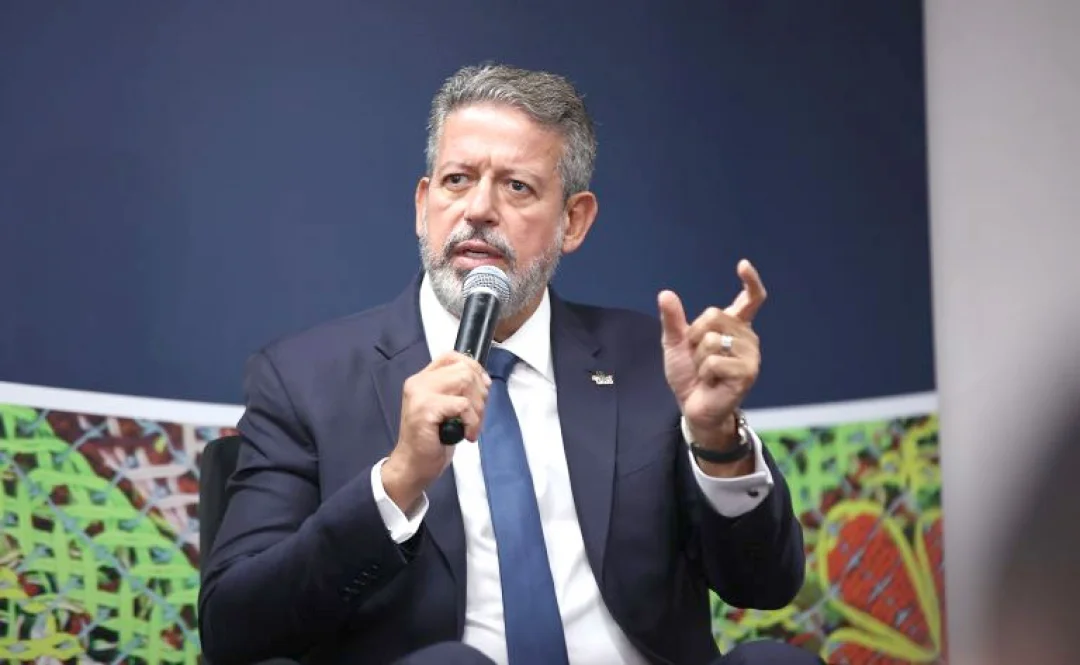 Mudanças na legislação do aborto e liberação de armas e drogas não passam na Câmara, diz Lira