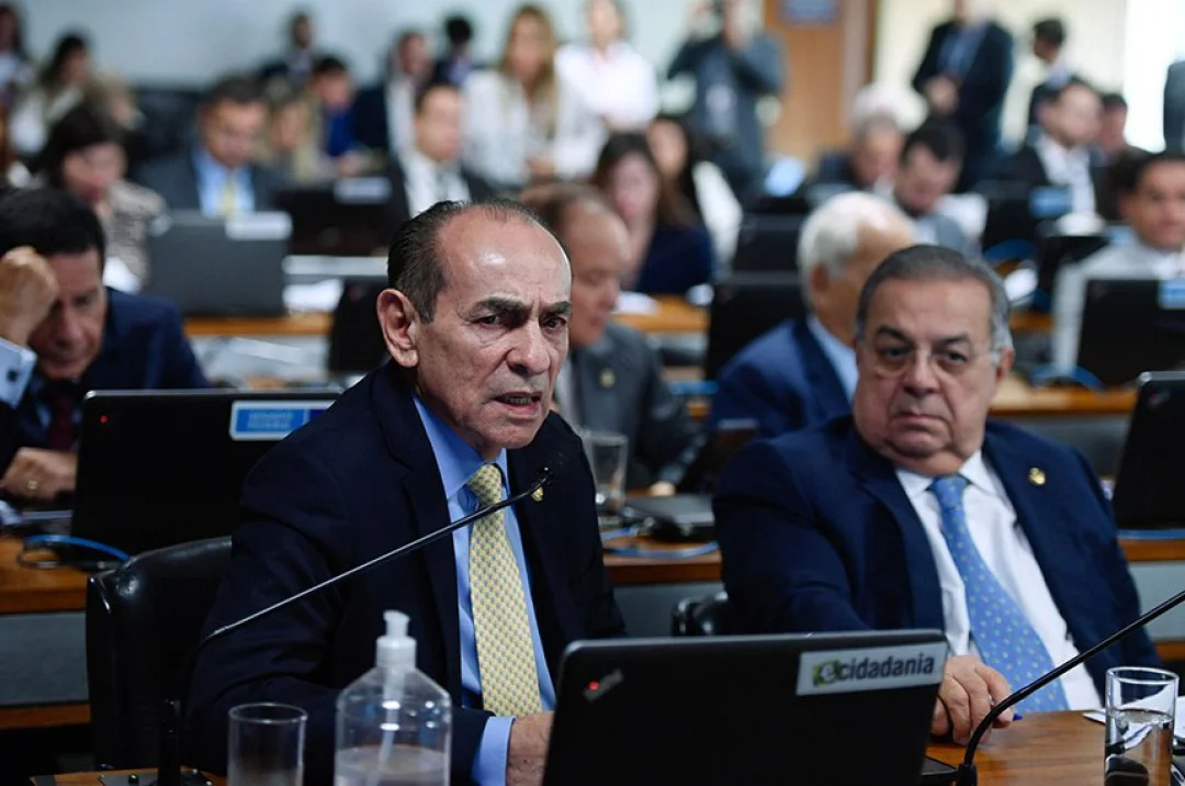 CCJ aprova mudança de regra para partido que descumpriu cotas; texto vai a Plenário