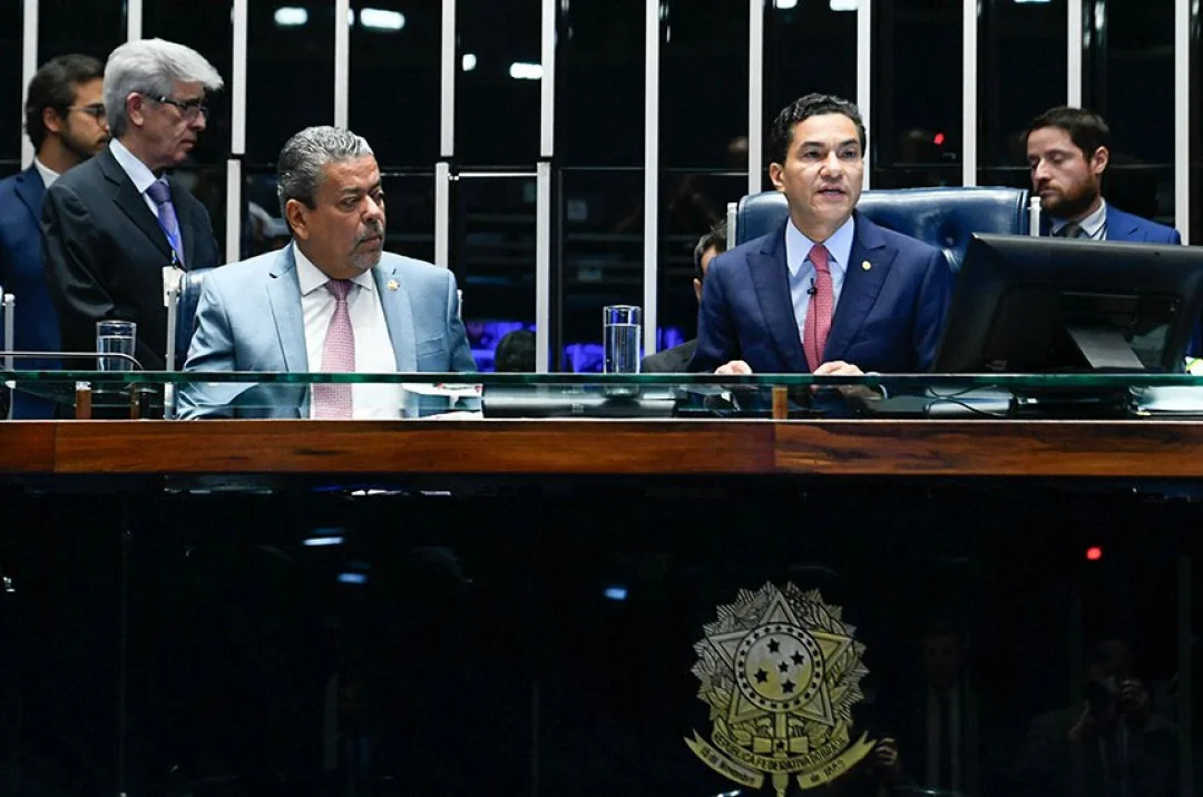 Promulgada emenda que exige dos partidos investimento em cotas raciais