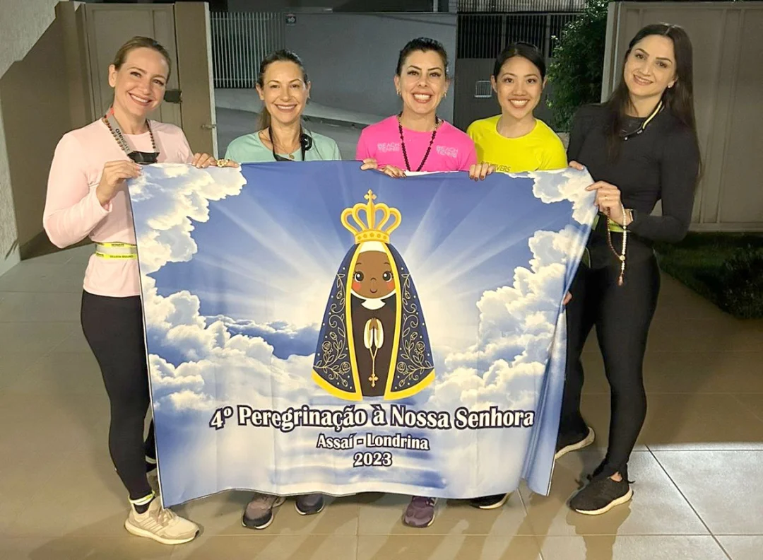 Santuário acolhe grupos de peregrinos de Londrina e outras cidades no Dia da Padroeira