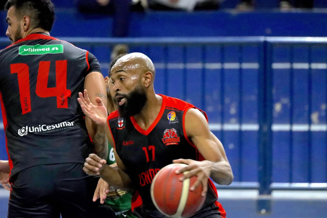 Paranaense de Basquete: APVE Londrina enfrenta LD Ponta Grossa na semifinal