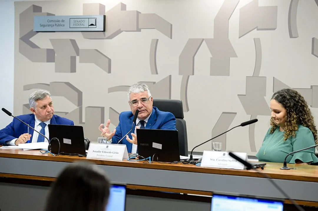 Senadores defendem anistia e dever de apuração da morte de preso pelo 8/1