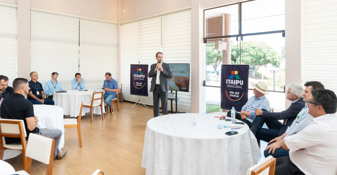 Itaipu e parceiros apresentam projeto para incrementar agricultura familiar no Paraná e Mato Grosso do Sul
