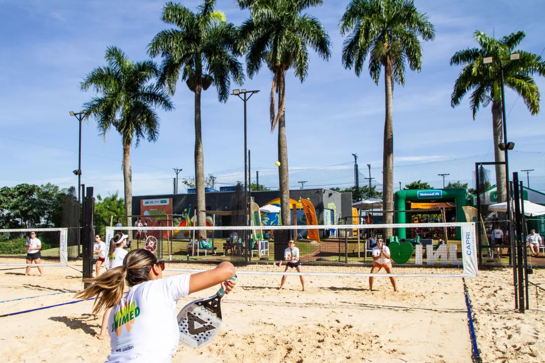 Unimed Londrina promove Torneio de Beach Tennis com saúde, esporte e solidariedade