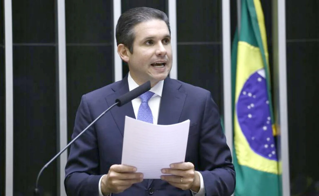 Motta quer acordo com STF para aumentar número de deputados federais sem elevar gastos