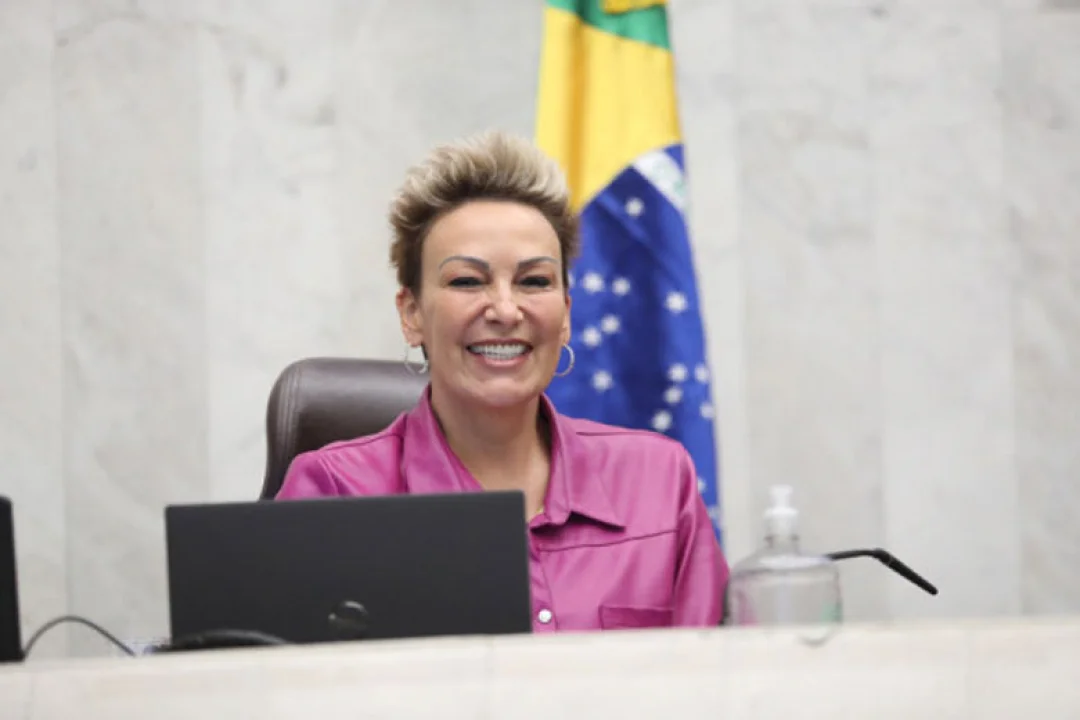 Deputada Cloara Pinheiro (PSD) permanece à frente da Procuradoria Especial da Mulher da Assembleia até 2026