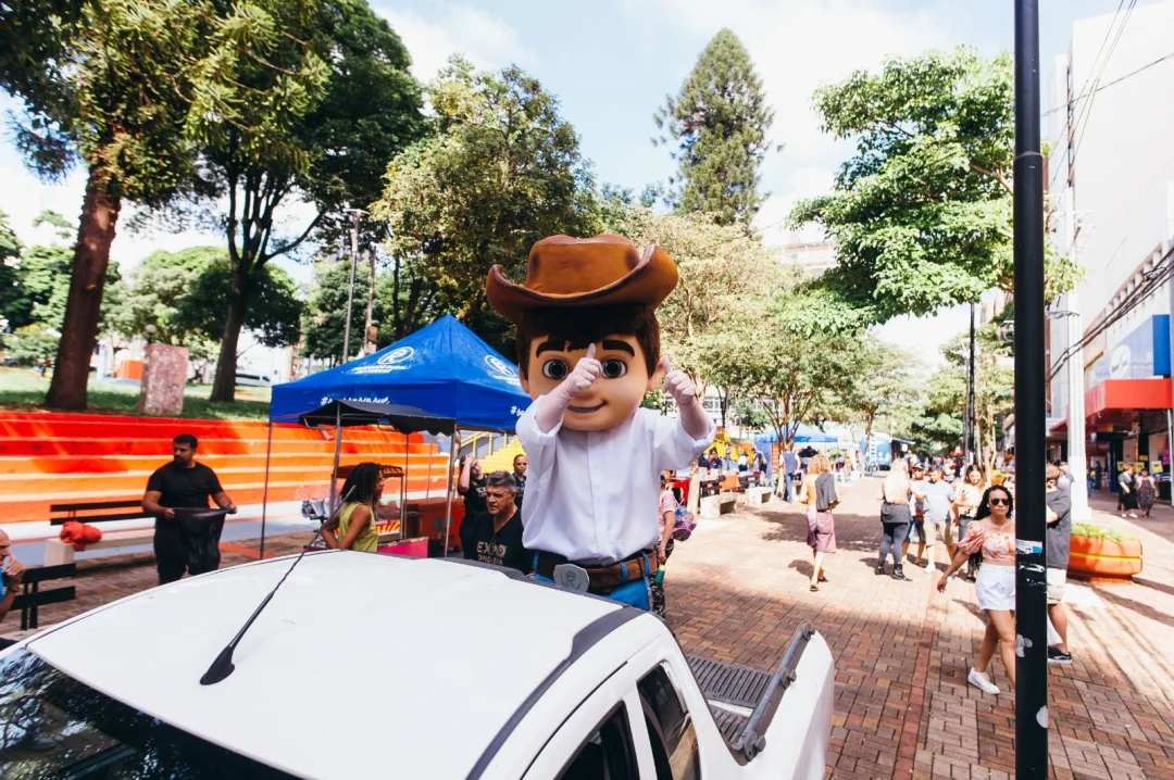 Expo nas Ruas leva carreata, adesivaço e shows gratuitos para Londrina neste sábado (22)