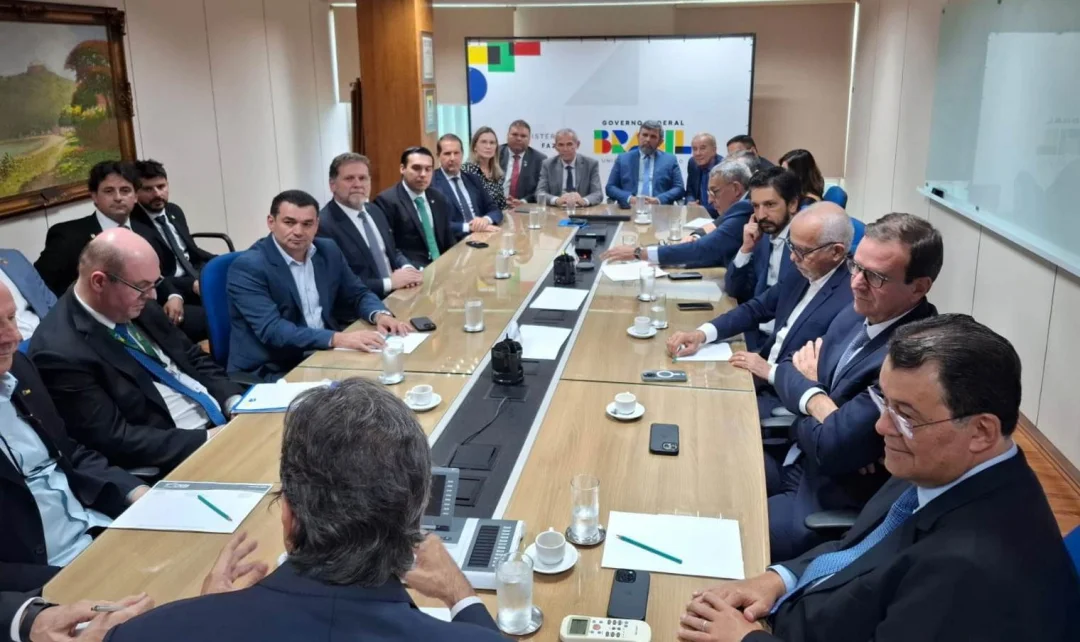 Ministro Fernando Haddad discute comitê gestor do IBS com AMP, CNM e FNP; lideranças querem tributação mais justa e mais recursos para municípios