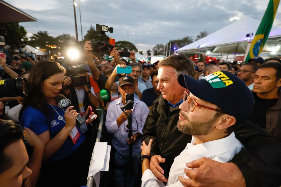‘Muita responsabilidade’: pré-candidato ao Senado, Filipe Barros tem apoio de Bolsonaro