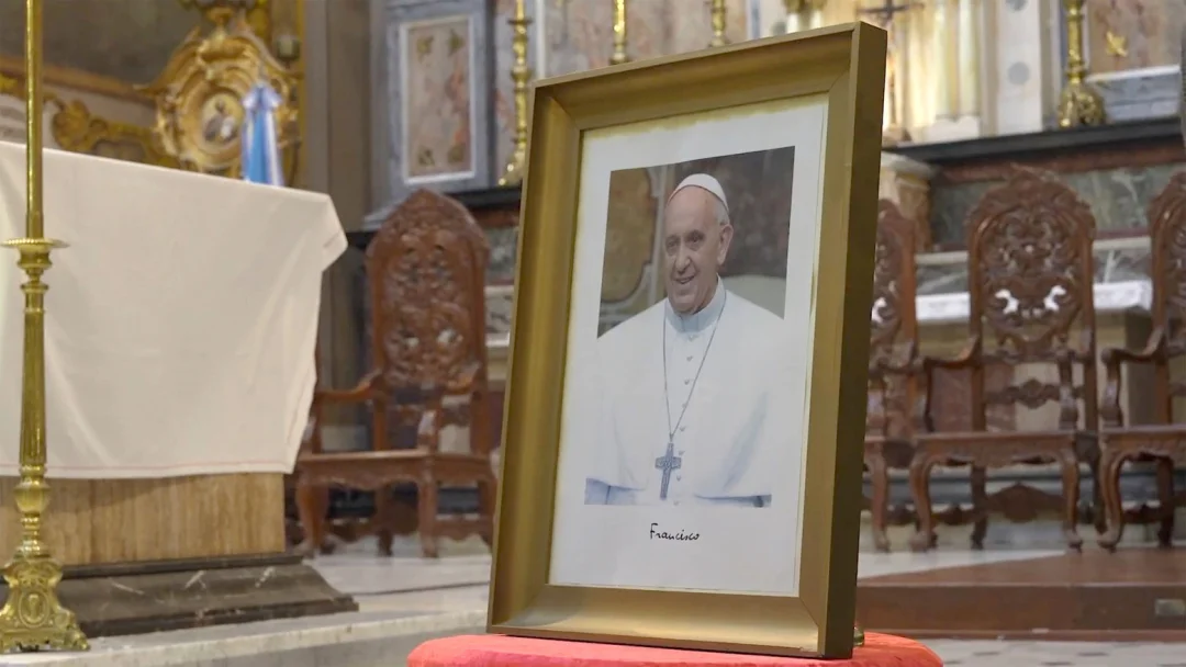 TV Aparecida exibe documentário inédito de Rodrigo Alvarez sobre a vida do Papa