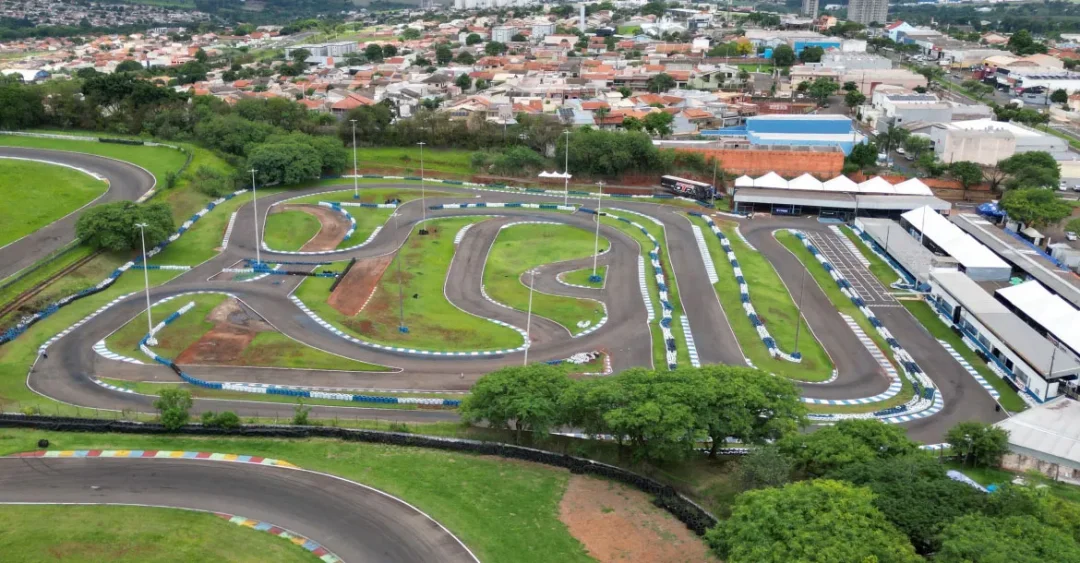 Segunda etapa do Paranaense Light promete agitar Kartódromo no sábado (10)