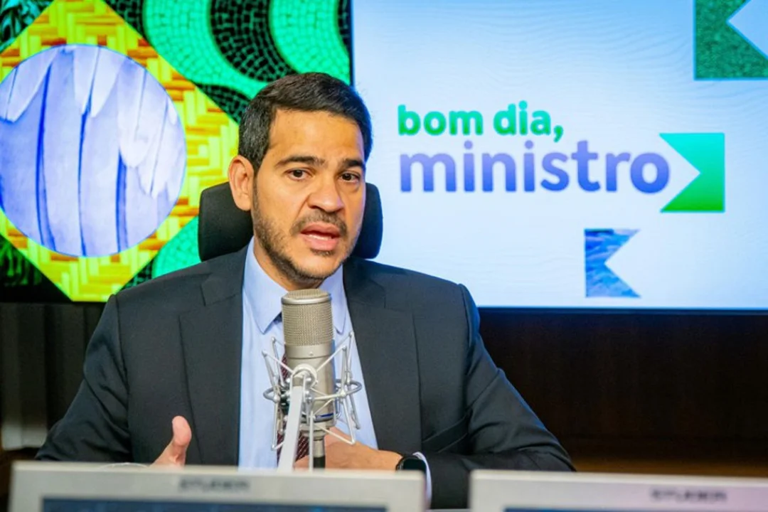 Ministro Jorge Messias afirma que o trabalho é ressarcir os aposentados do INSS que foram lesados e punir os responsáveis