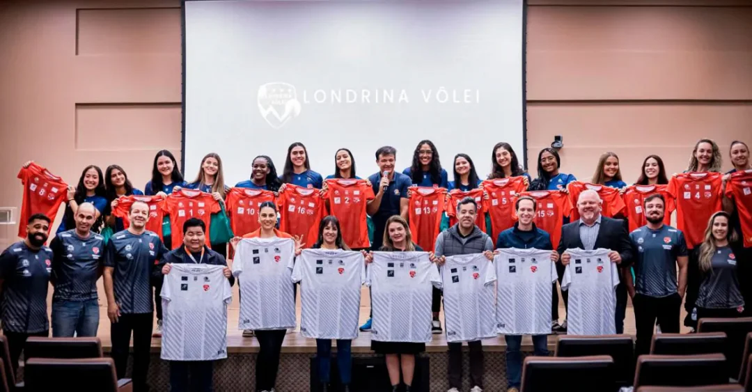 Londrina Vôlei apresenta equipe adulta feminina para temporada de 2025