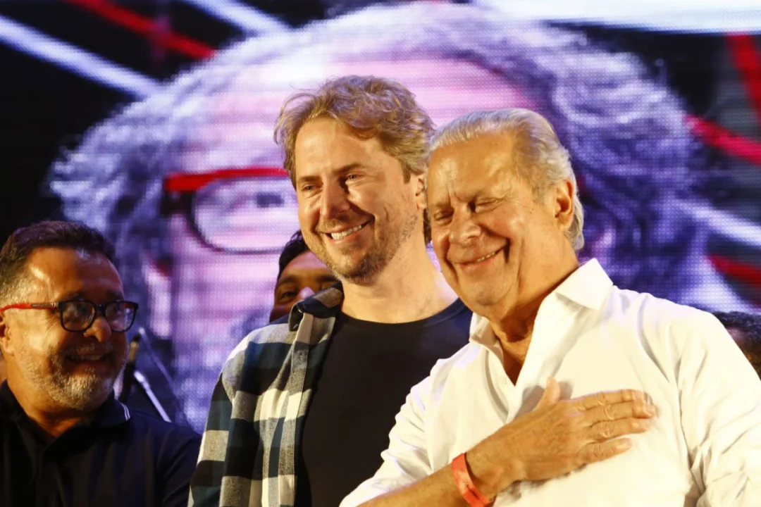 José Dirceu visita Londrina para reforçar campanha por renovação no PT do Paraná