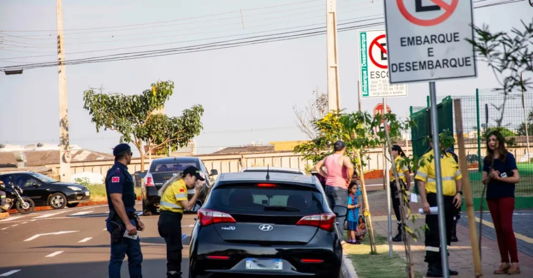 CMTU inicia Operação Volta às Aulas com ações de orientação e fiscalização