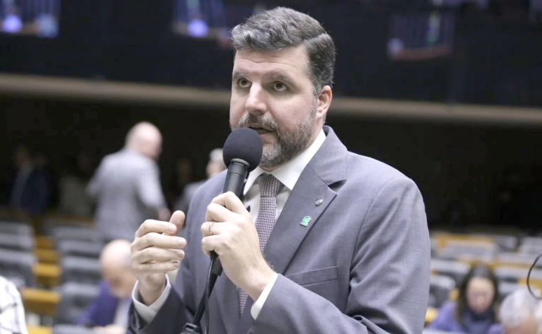 Comissão aprova projeto que suspende participação do MST em conselho do governo