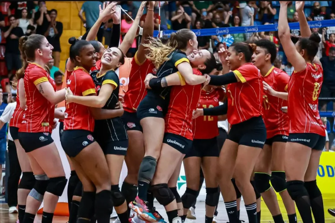 TV Paraná Turismo transmite a Taça Brasil de Voleibol Feminino a partir desta terça-feira