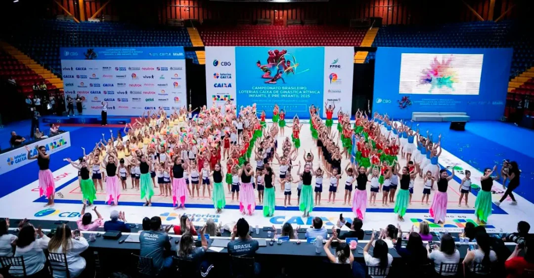 Estrelas da ginástica participam da abertura do Campeonato Brasileiro de GR no Moringão