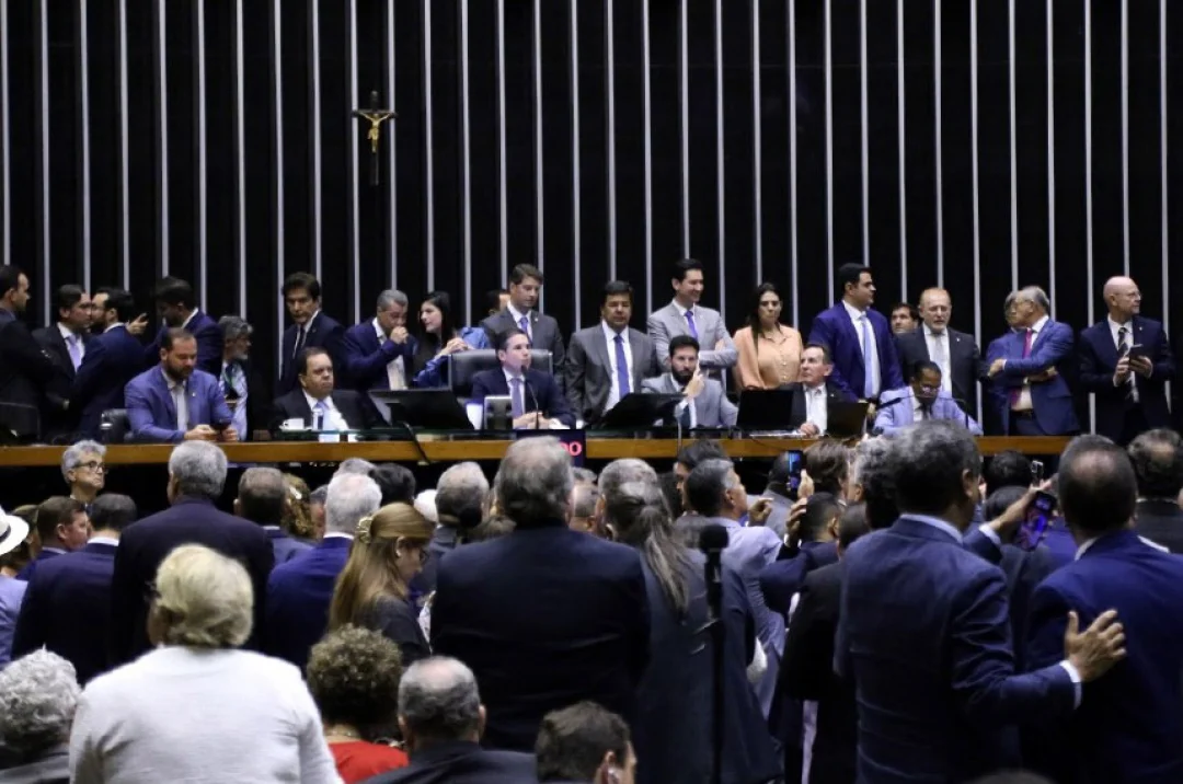 Câmara retira MP do IOF de pauta e texto perderá validade