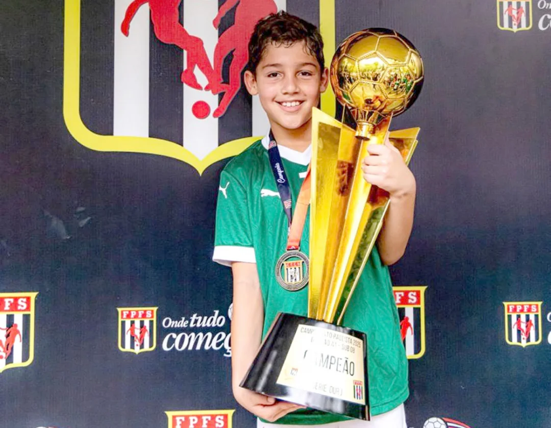 Talento pé vermelho no Palmeiras