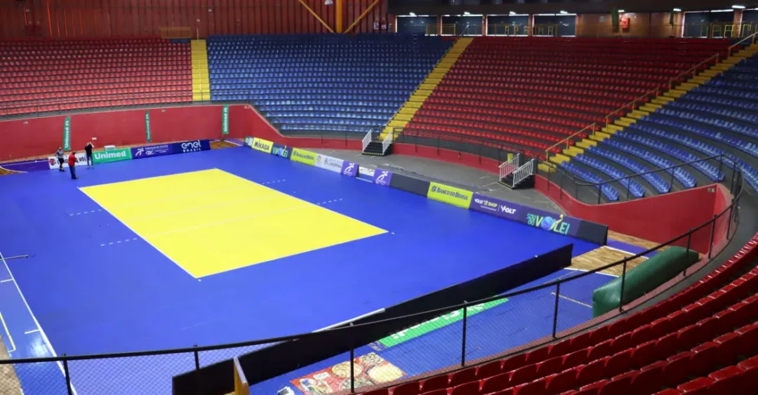 Ginásio Moringão recebe jogo do Londrina Vôlei pela Superliga B Feminina