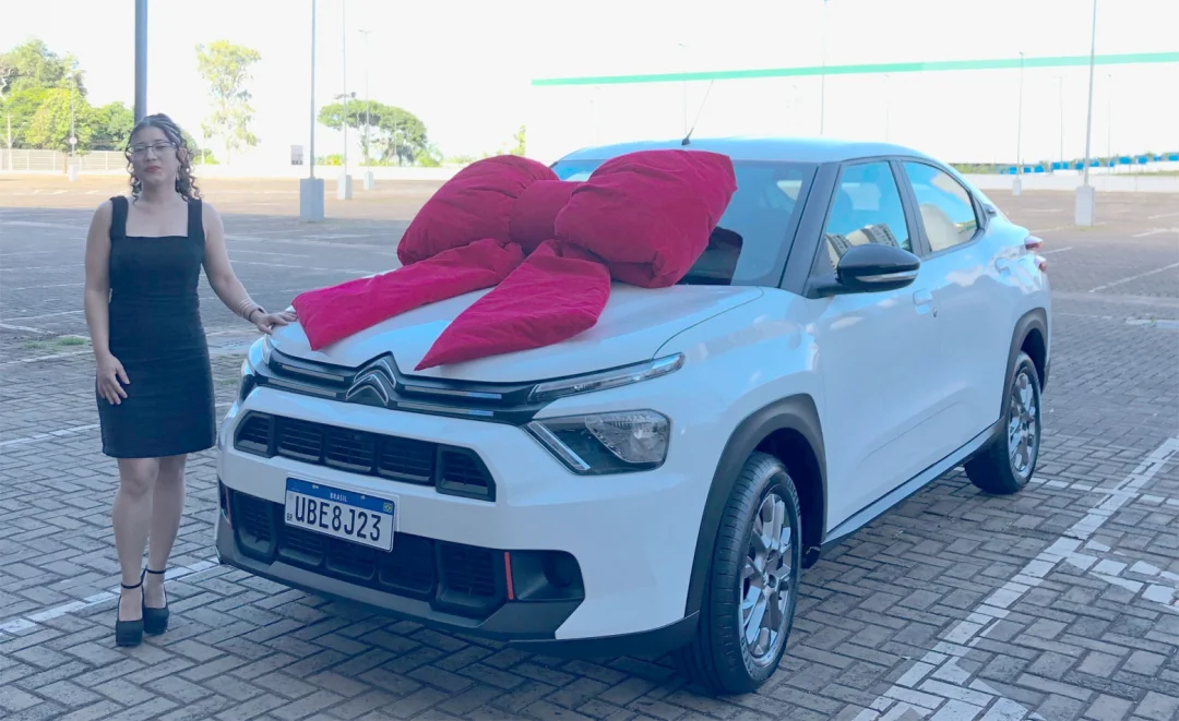 Cliente da zona norte de Londrina ganha Citroën Basalt zero km na campanha de Natal do Boulevard Shopping Londrina