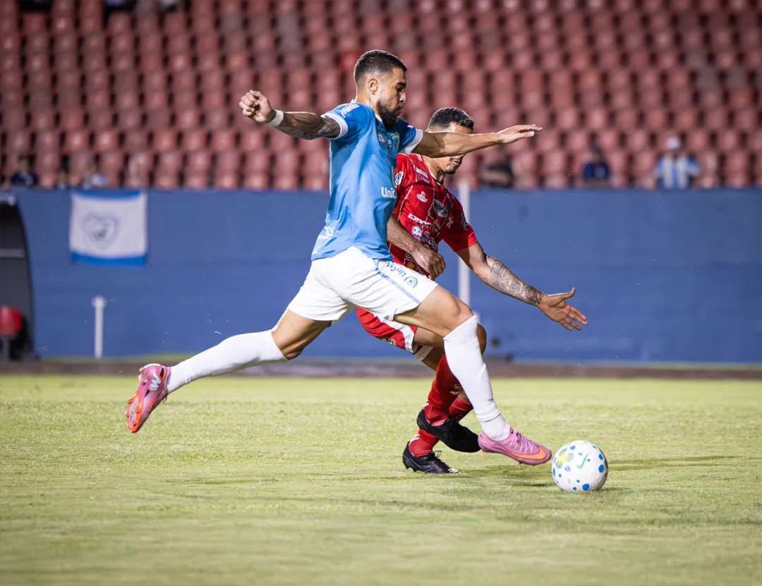 Londrina vence o Penedense e avança na Copa do Brasil