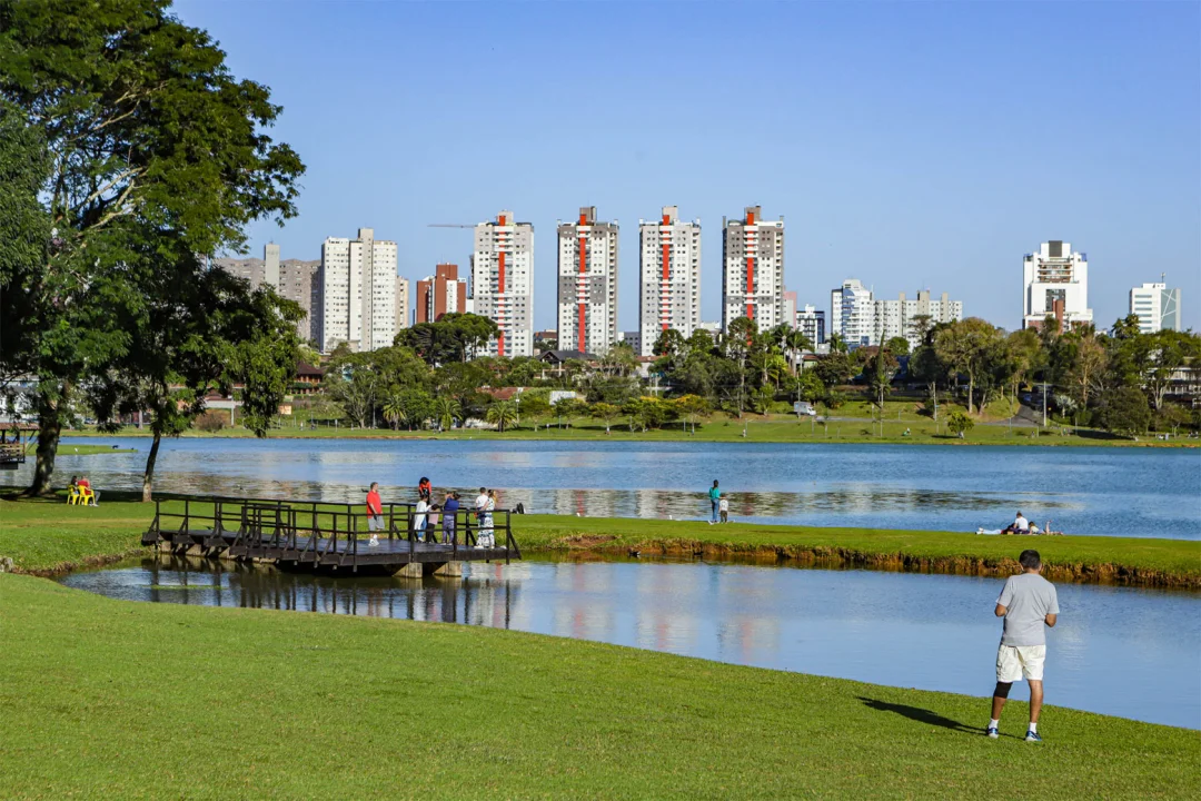 Mês de transição, março terá temperaturas mais amenas e menos chuva, prevê Simepar