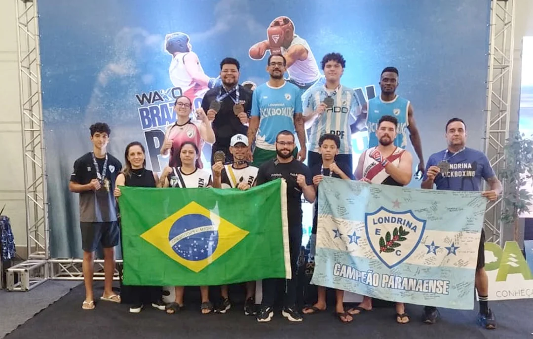 Equipe londrinense fez bonito no Campeonato Pan cup de Kickboxing  em Foz do Iguaçu