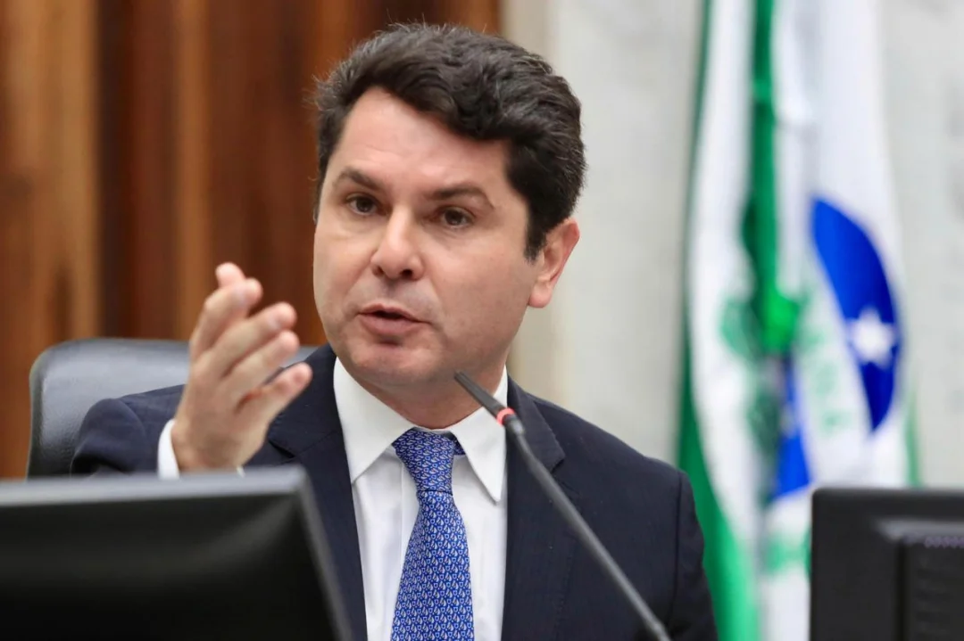 Paraná precisa de gestor, diálogo e construção coletiva, afirma Alexandre Curi