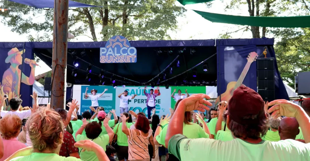 Prefeitura reúne idosos em ação de saúde, lazer e convivência na ExpoLondrina 2026