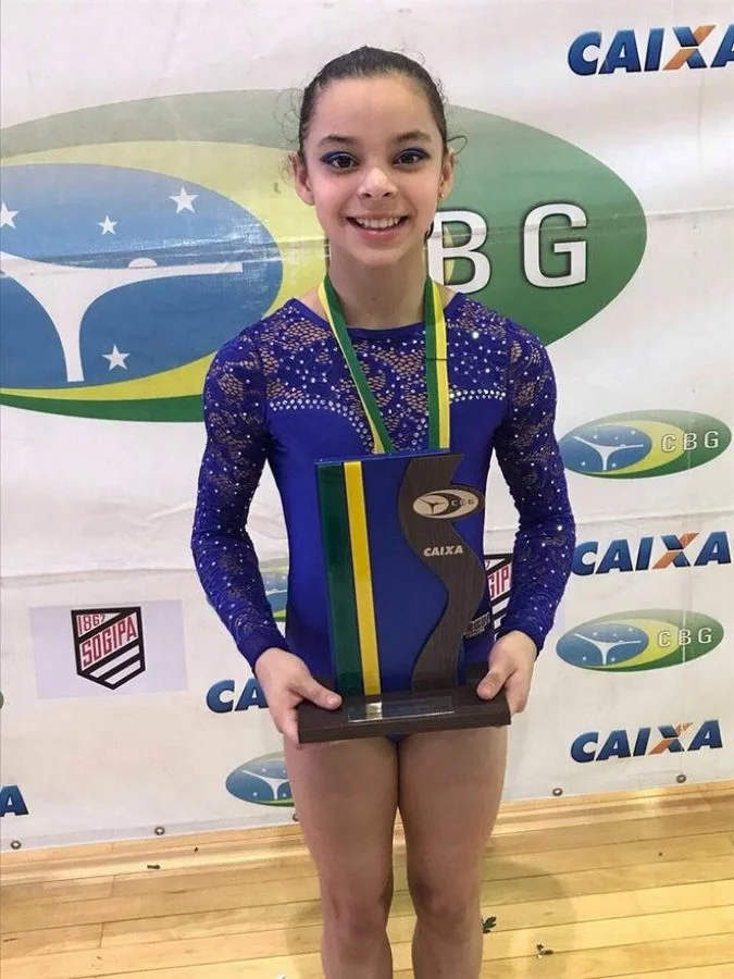 Atleta revelada em Telêmaco Borba é ouro no Campeonato Pan-Americano de Ginástica Artística